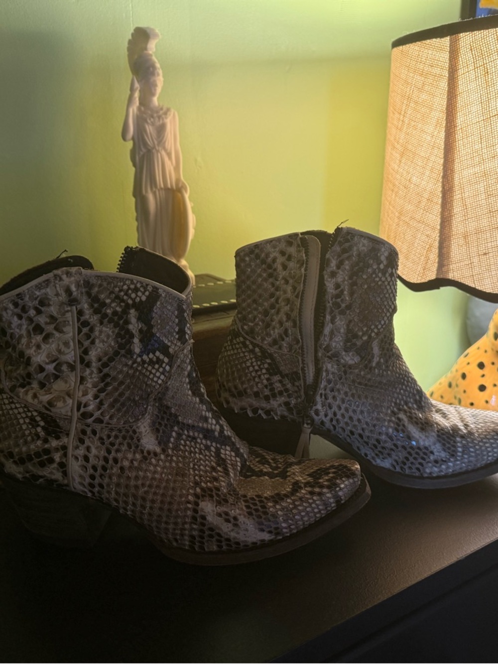 Tecovas Brown and Tan Python-Textured Ankle Boot